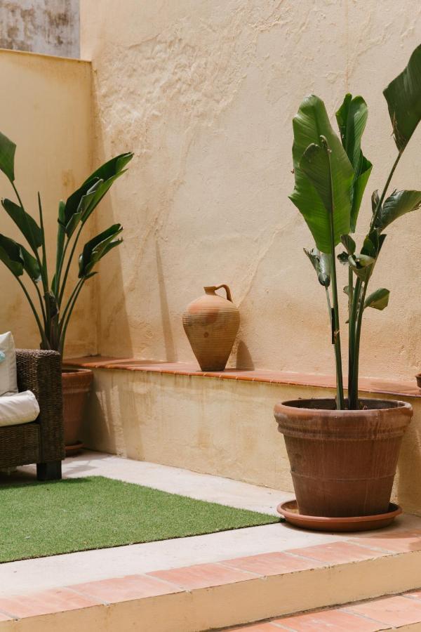 Appartamento Ambb-Private Patio-Steps Away From Old Town Málaga Esterno foto