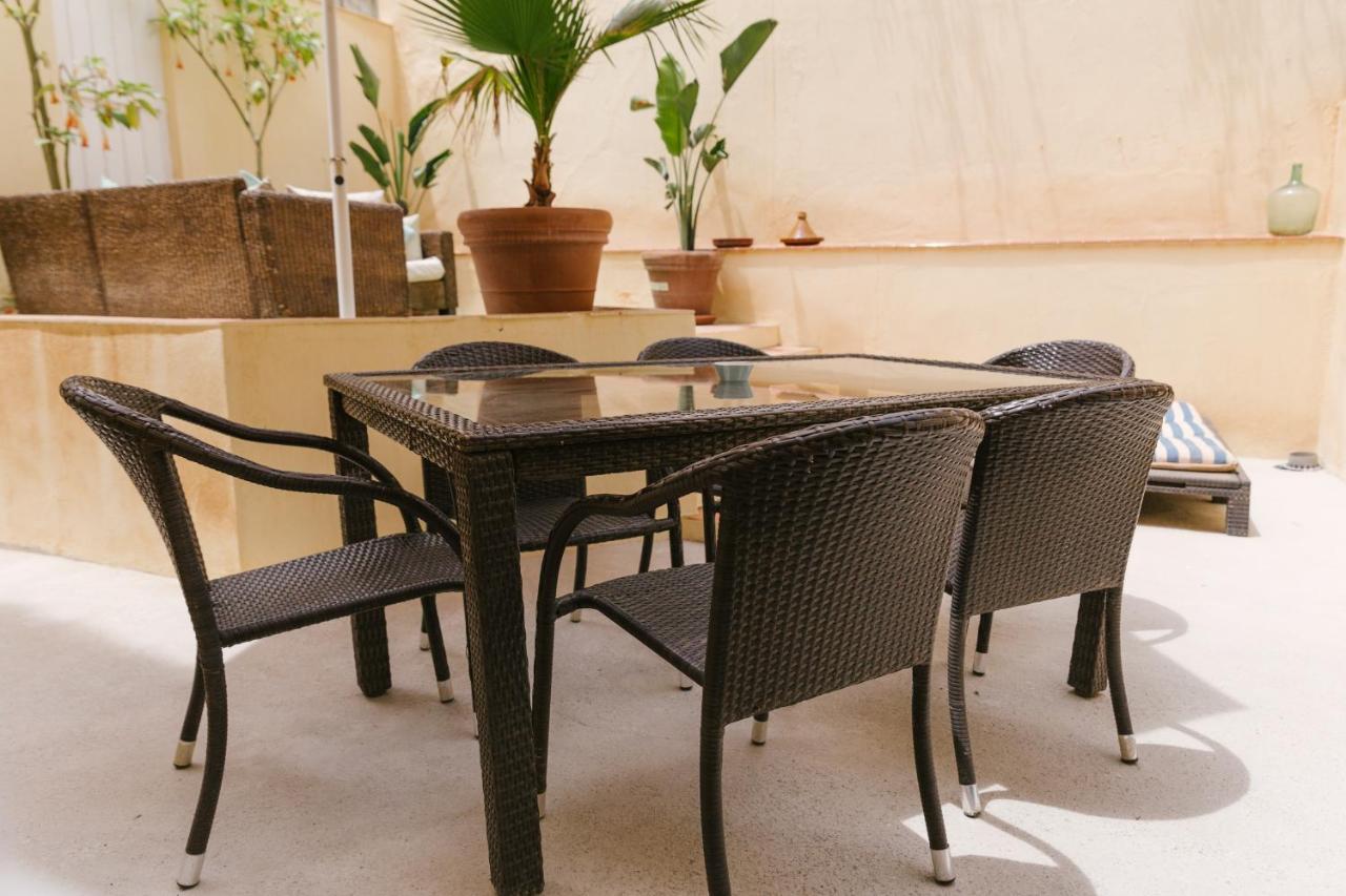 Appartamento Ambb-Private Patio-Steps Away From Old Town Málaga Esterno foto